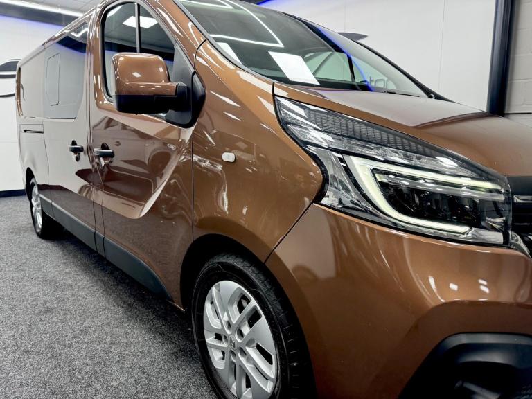 2020 Renault Trafic 2.0 dCi ENERGY 30 Sport Nav Crew Van LWB Euro 6 (s/s) 6dr WINDOW VAN Diesel M...