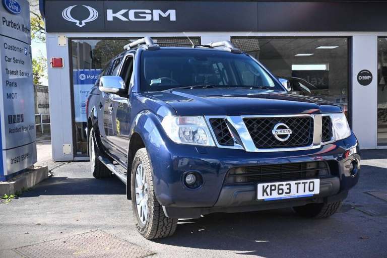 2013 Nissan Navara 3.0 dCi V6 Outlaw Auto 4WD Euro 5 4dr Pick Up Diesel Automatic