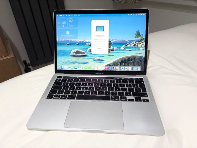 CAN HAND DELIVER,MACBOOK PRO 2020 13 INCH LAPTOP 16GB RAM,512GB SSD, I5, SILVER LATEST MACOS TAHOE