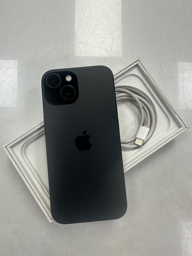 iPhone 15 128GB - Mint Condition 