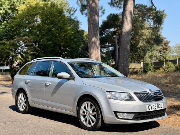SKODA OCTAVIA 1.4 TSI Elegance DSG Euro 5 (s/s) 5dr 2014
