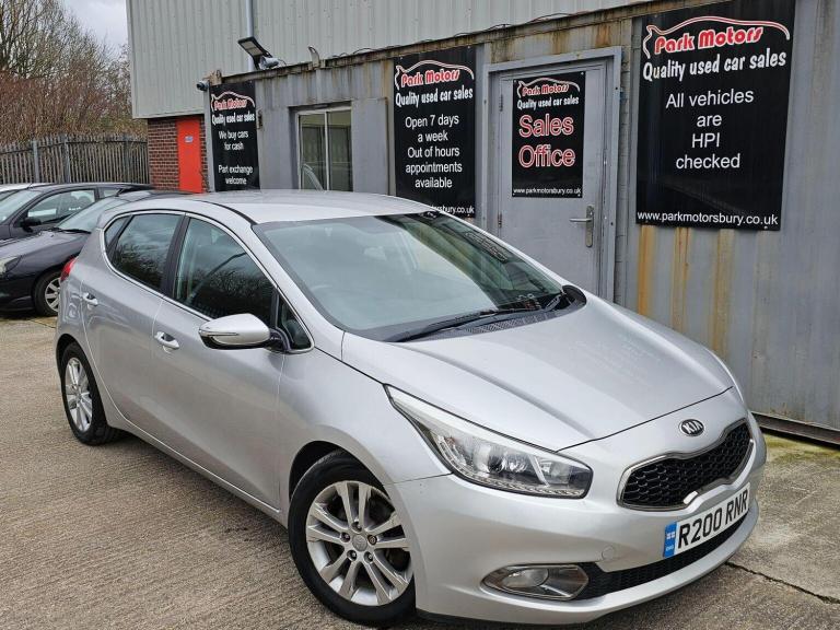KIA CEED 1.6 CRDi EcoDynamics 2 Euro 5 (s/s) 5dr 2012
