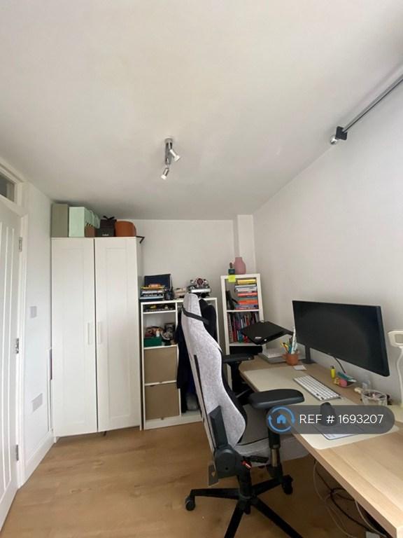 3 bedroom house in Greatfields Drive, Uxbridge, UB8 (3 bed) (#1693207)