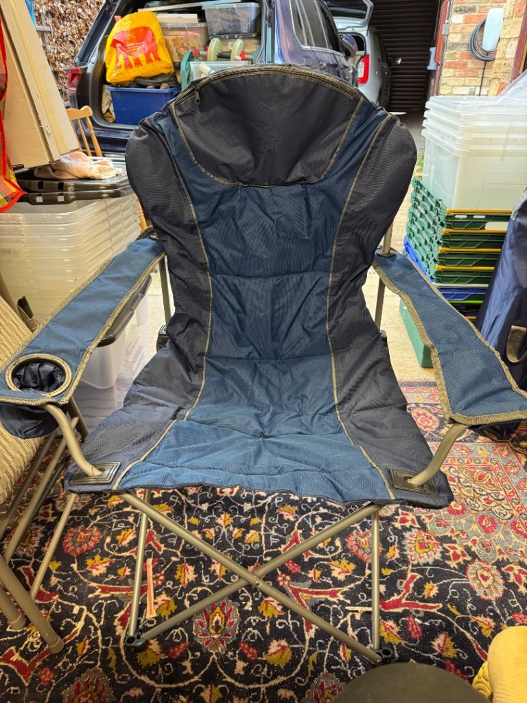 Halfords Premium Folding Camping Chair – Blue, Good Condition