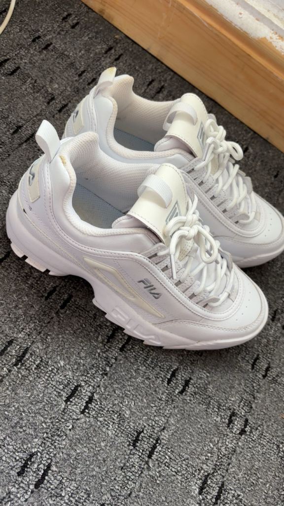 Fila Disruptor II Trainers – White, As Good As New
