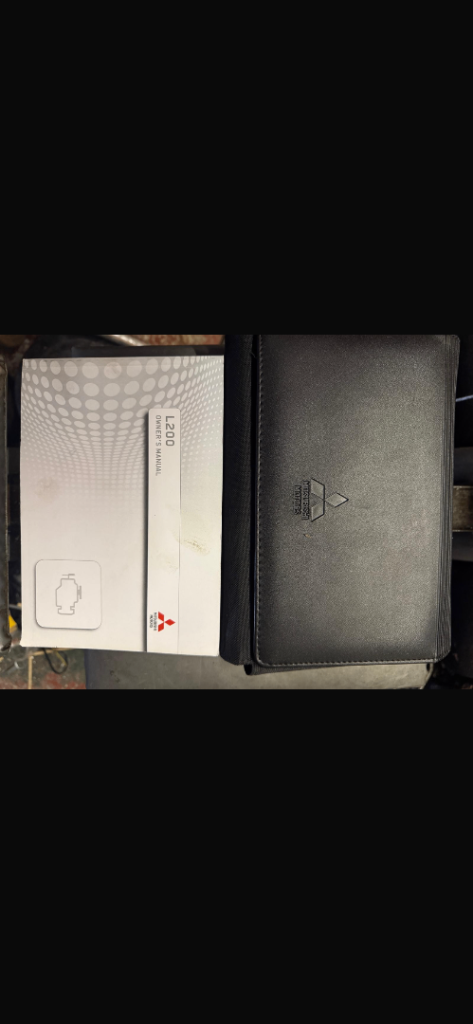 Mitsubishi L200 2014 onwards owners manual  