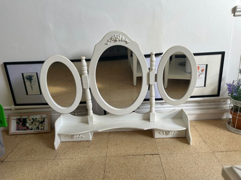 white wood Dressing table mirror drawers furniture dresser home