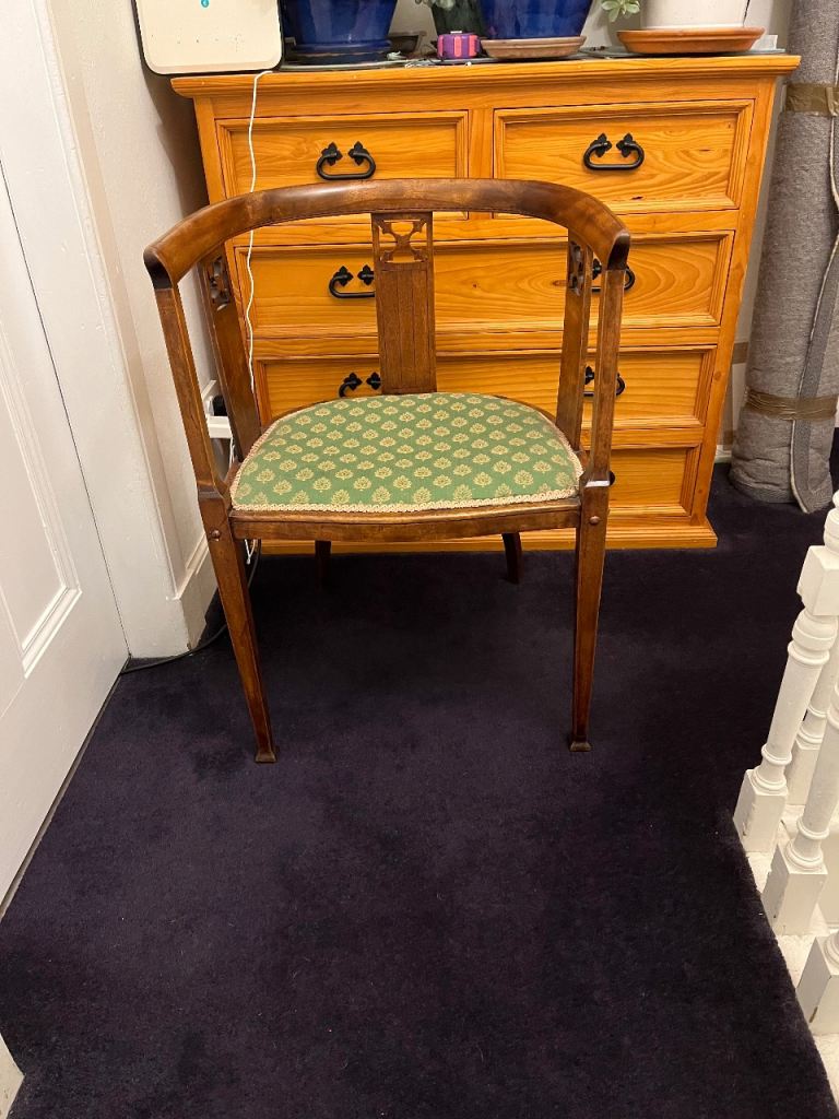 Antique Tub Bucket Chair