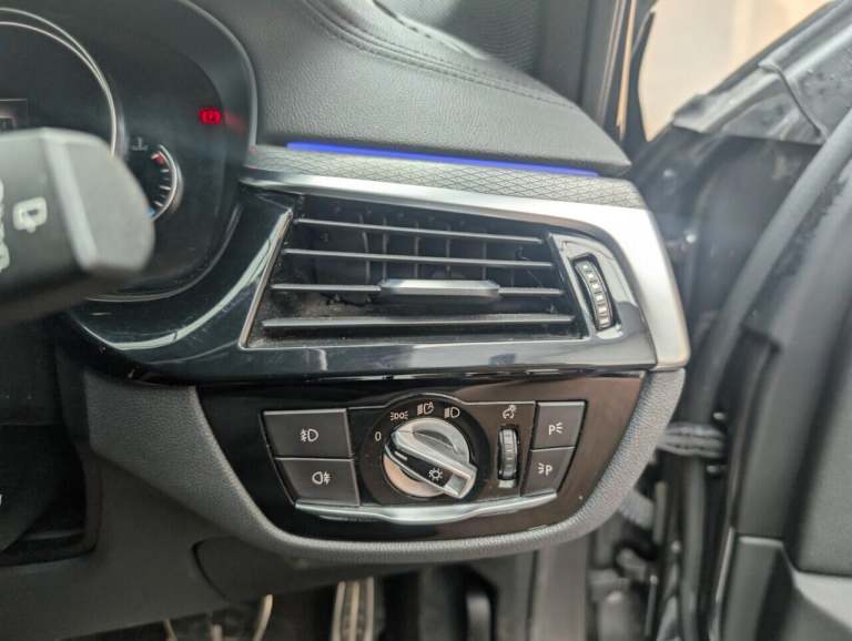 2019 BMW 5 Series 2.0 520d M Sport Touring 5dr Diesel Auto Euro 6 (s/s) (190 ps) DAKOTA LEATH EST...