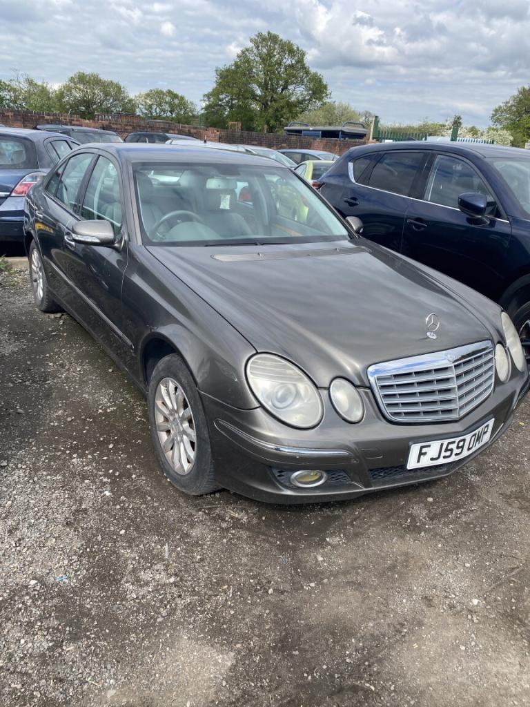MERCEDES-BENZ E CLASS 1.8 E200 Kompressor Elegance 2009