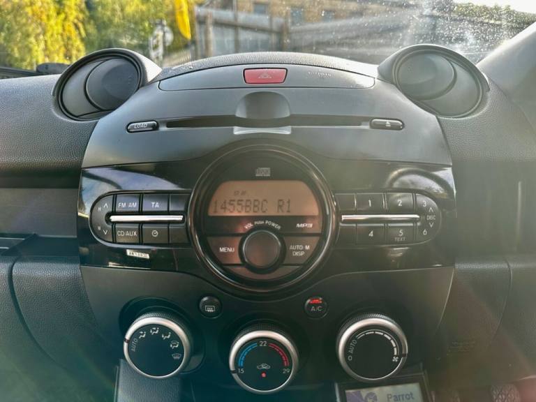 2011 Mazda Mazda2 1.5 Sport Hatchback 3dr Petrol Manual Euro 5 (102 ps) Hatchback Petrol Manual