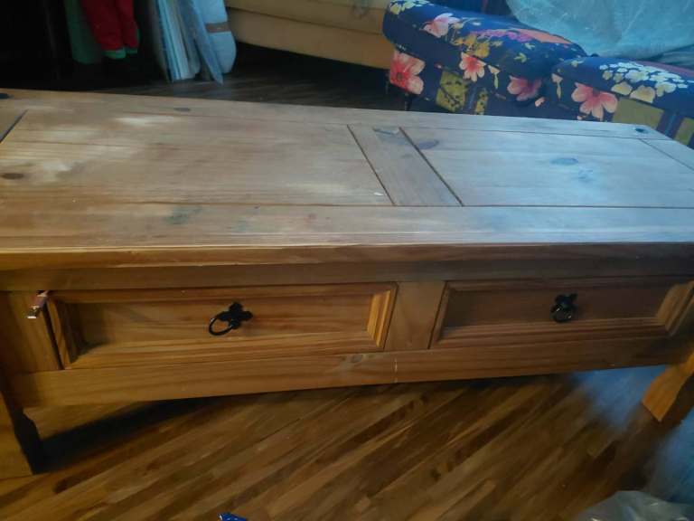 Coffee table 