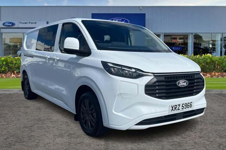 2026 Ford Transit Custom 320 Limited AUTO L2 LWB Double Cab In Van FWD 2.5 PHEV 232ps Low Roof Au...