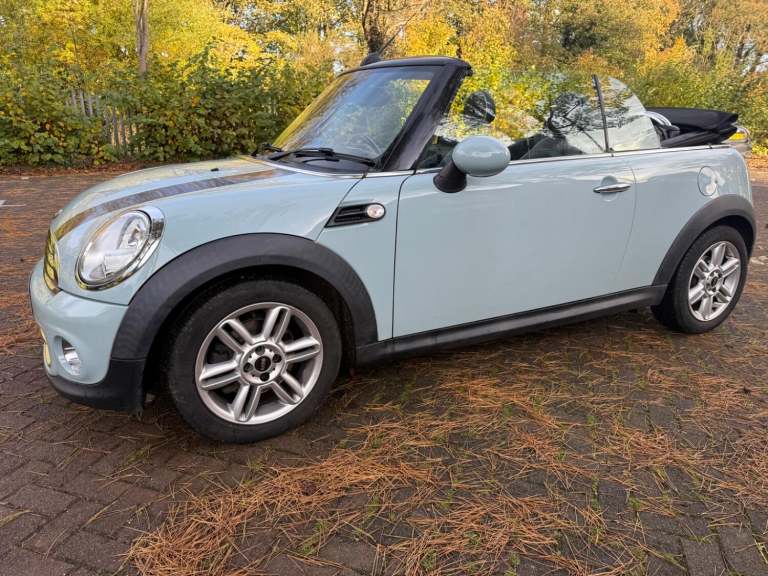 MINI CONVERTIBLE 1.6 Cooper D Convertible 2013