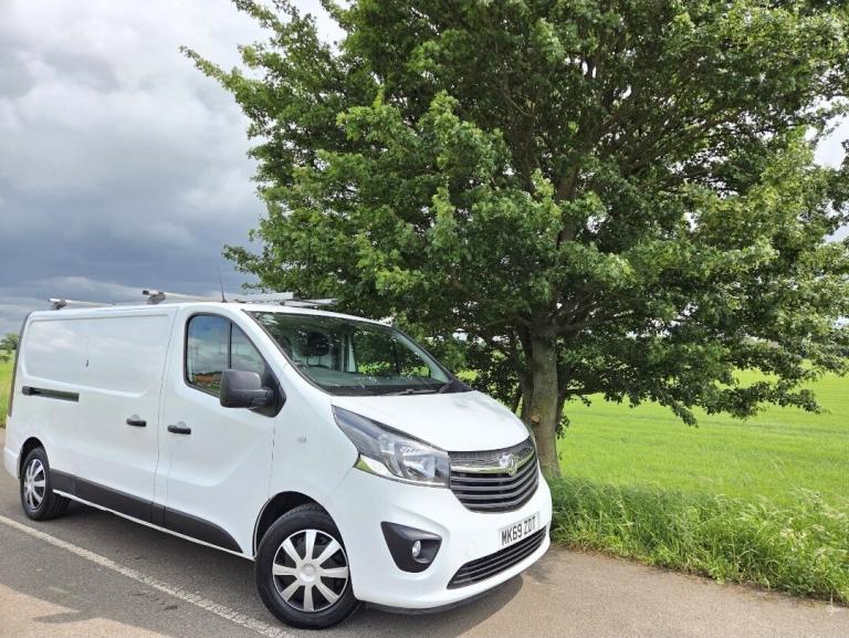 VAUXHALL VIVARO 1.6 CDTi 2900 BiTurbo ecoTEC Sportive 2019