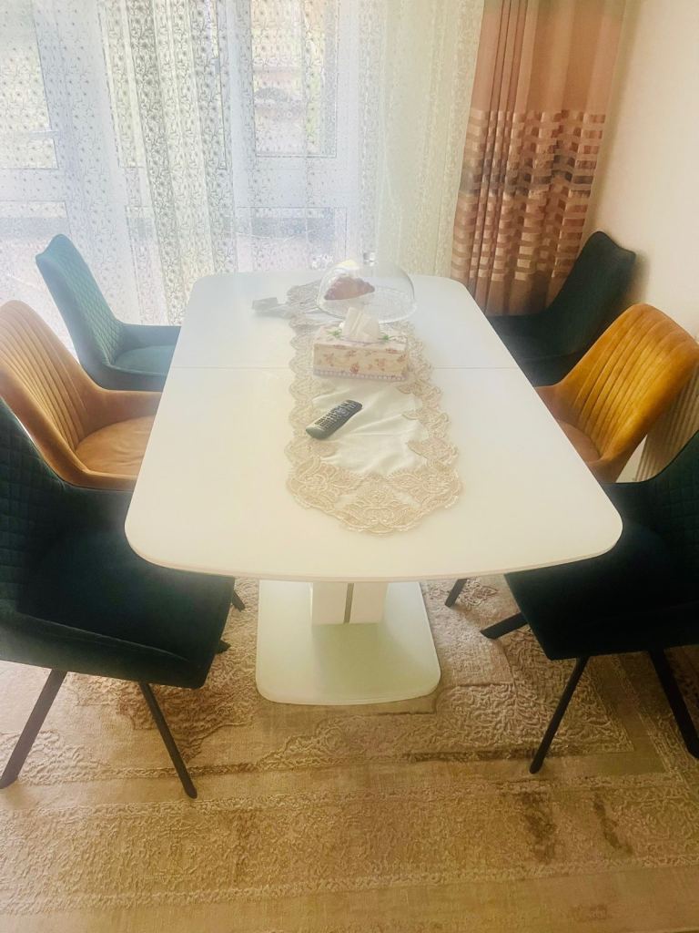 New Dinning Table with 6 chairs. £700