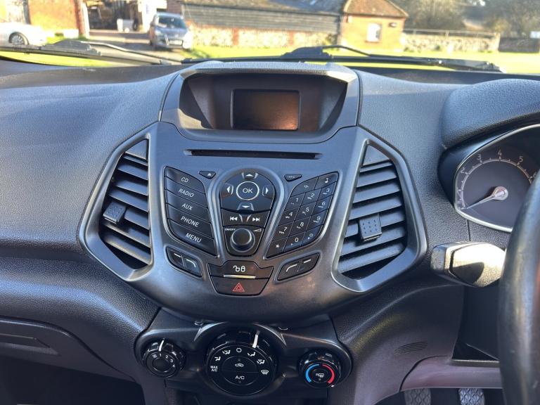 FORD ECOSPORT 1.5 Zetec 2015