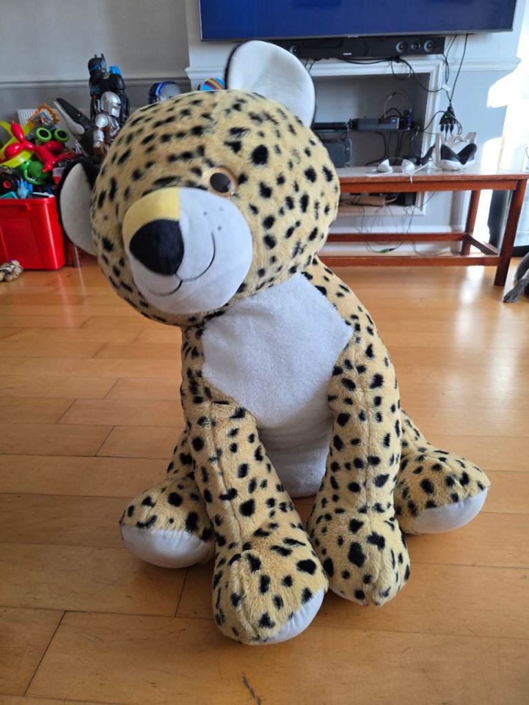 Large Cheetah Soft Toy brand new