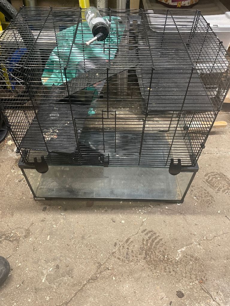 Hamster/gerbil cage 