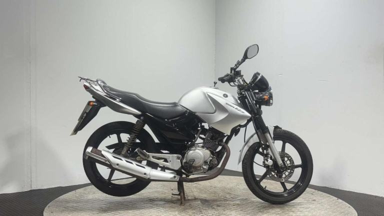 Yamaha YBR [Phone number removed]K RUNNING PROJECT BIKE COMMUTER LEARNER BIKE 125CC