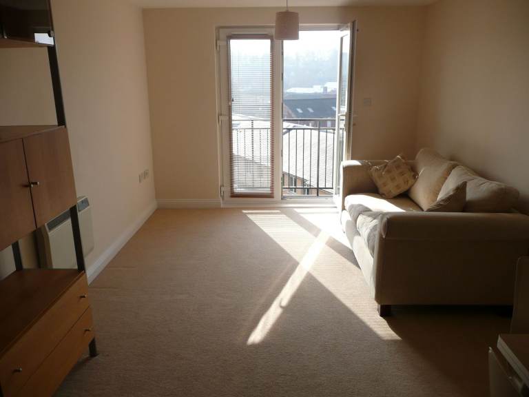 2-bed Apartment in Squires Court, Bedminster available from January