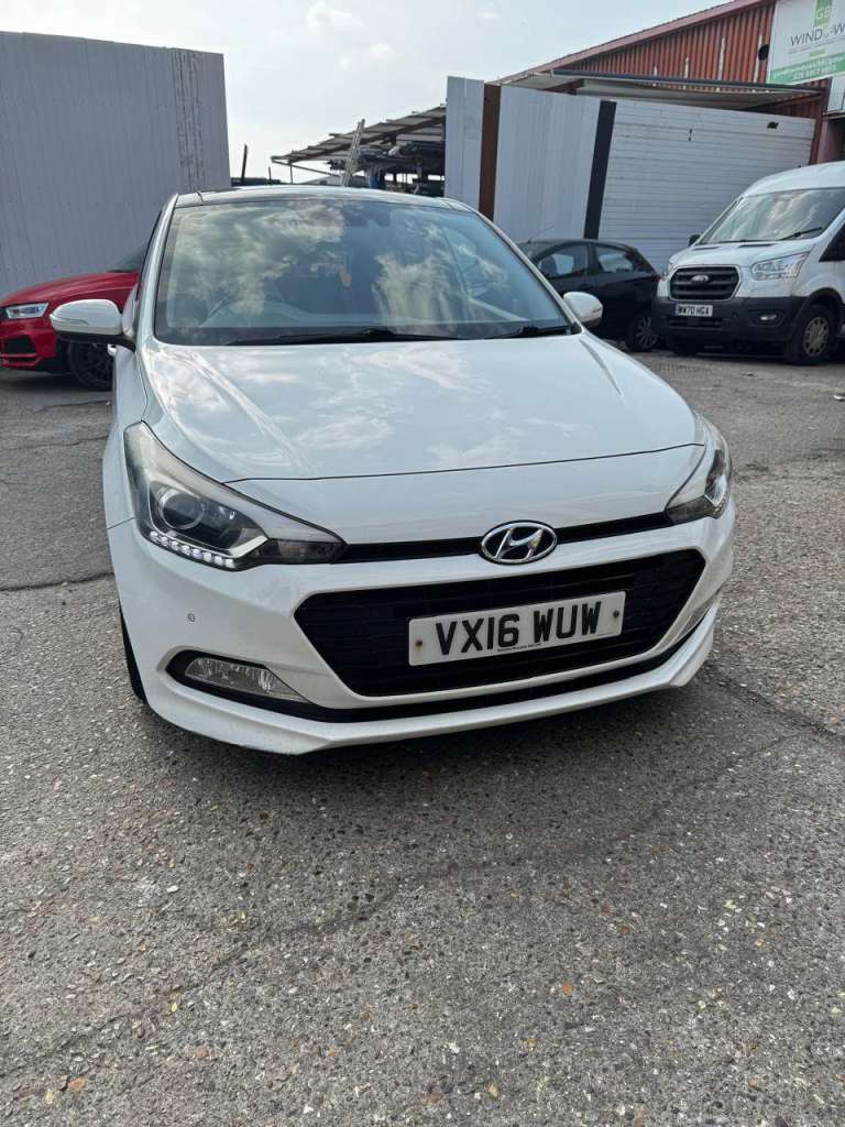 Hyundai, I20, Hatchback, 2016, Manual, 998 (cc), 5 doors