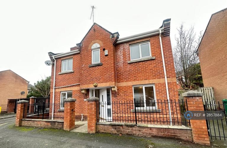 3 bedroom house in Ribston Street, Manchester, M15 (3 bed) (#2857884)