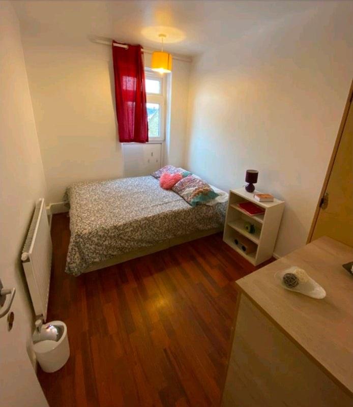 🍁 Rooms Available – Aldgate / Liverpool Street Area✨