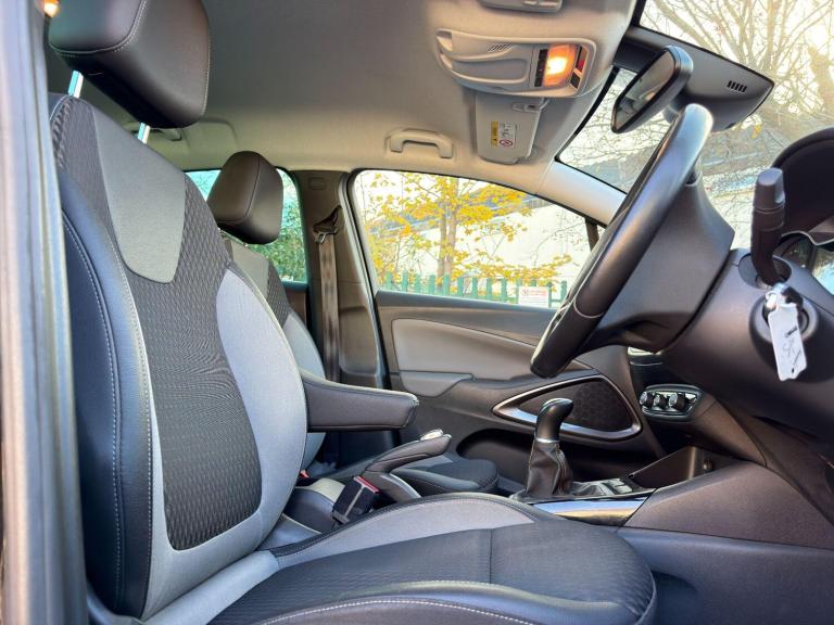 2018 Vauxhall Crossland X 1.2 Elite Euro 6 5dr HATCHBACK Petrol Manual