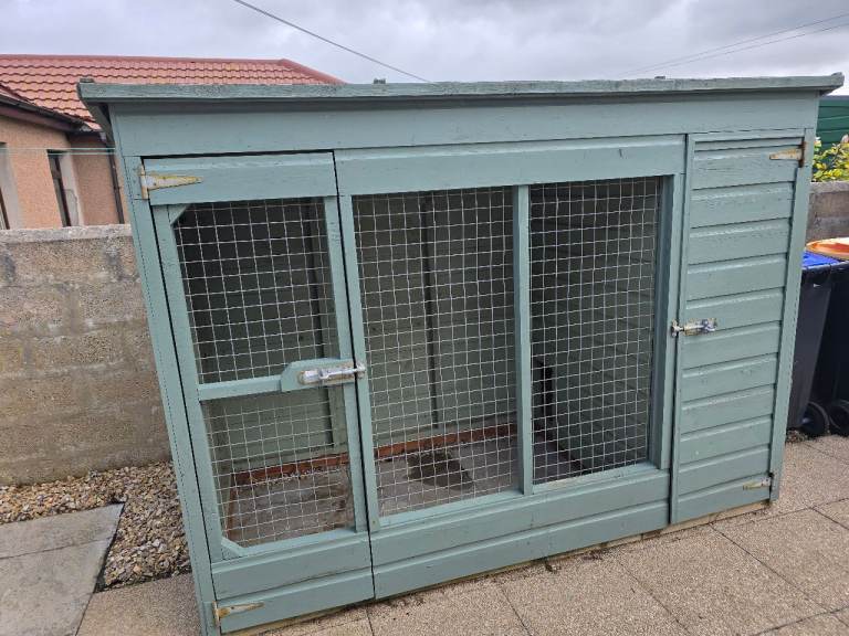 Dog kennel for sale