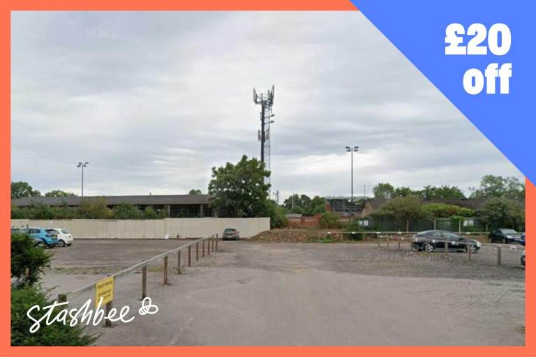 Parking Space to rent in Maidenhead (SL6) | Stashbee