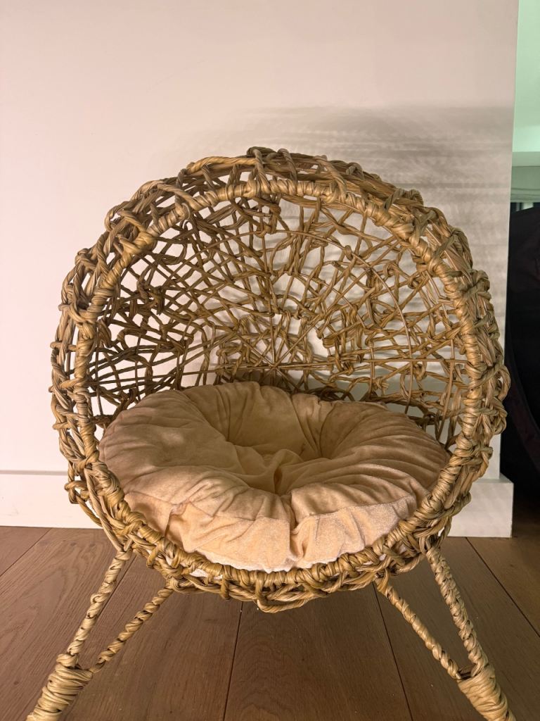 Cat House - Ball Shaped Rattan
