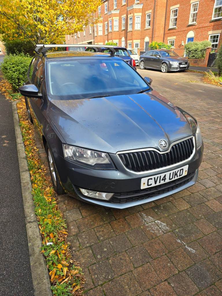 Skoda, OCTAVIA, Hatchback, 2014, Manual, 1197 (cc), 5 doors