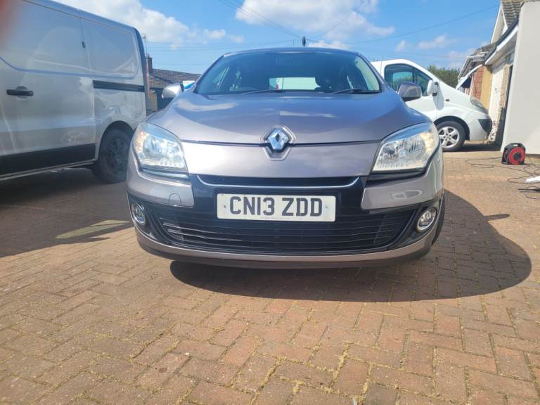 Renault, MEGANE, Hatchback, 2013, Manual, 1598 (cc), 5 doors