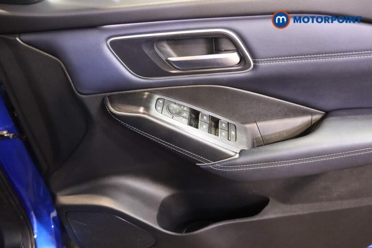 2022 Nissan Qashqai 1.3 DiG-T MH 158 Tekna 5dr Xtronic SUV Petrol Automatic