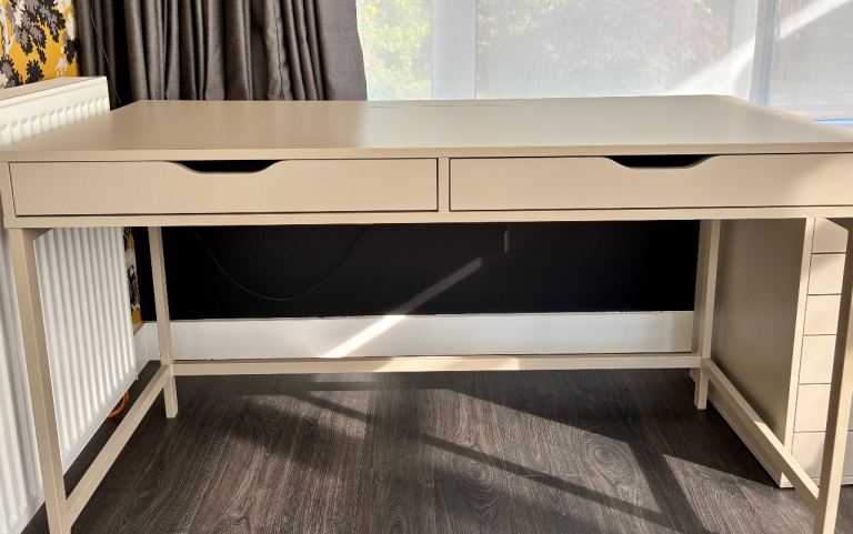 IKEA Alex Desk – Beige, Excellent Condition.