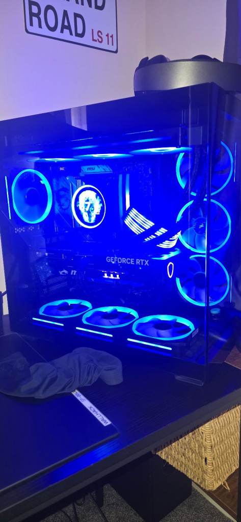 RTX ryzen gaming pc 7800x3d  rtx5080