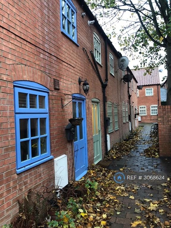 2 bedroom house in Loveridge Mews, Newark, NG24 (2 bed) (#3068624)