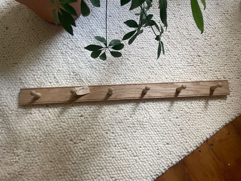 Solid Oak Handmade Peg Rail (6 Peg) – Turned Coat Rack, UK NEW Cost £56 ...