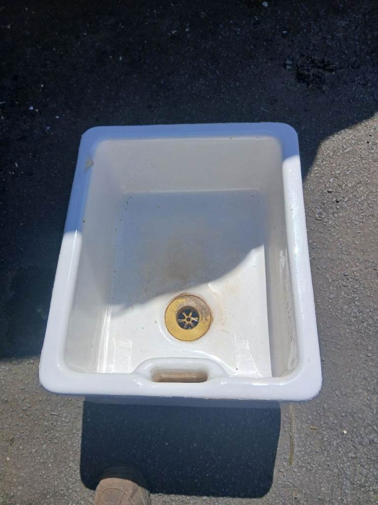 Belfast sink