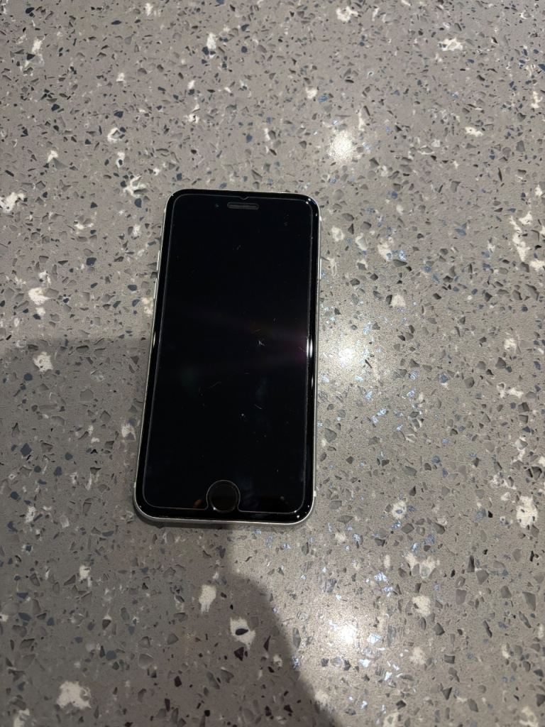 iPhone SE