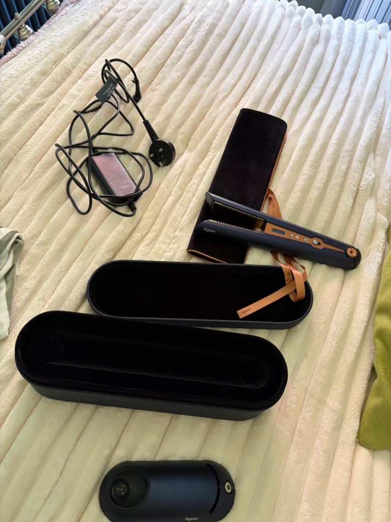 Dyson straighteners