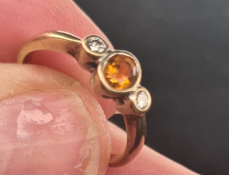  9ct Yellow Gold citrine and  diamond  Ring – 2.00g – Size O Price Based on Today’s Gold Rate 