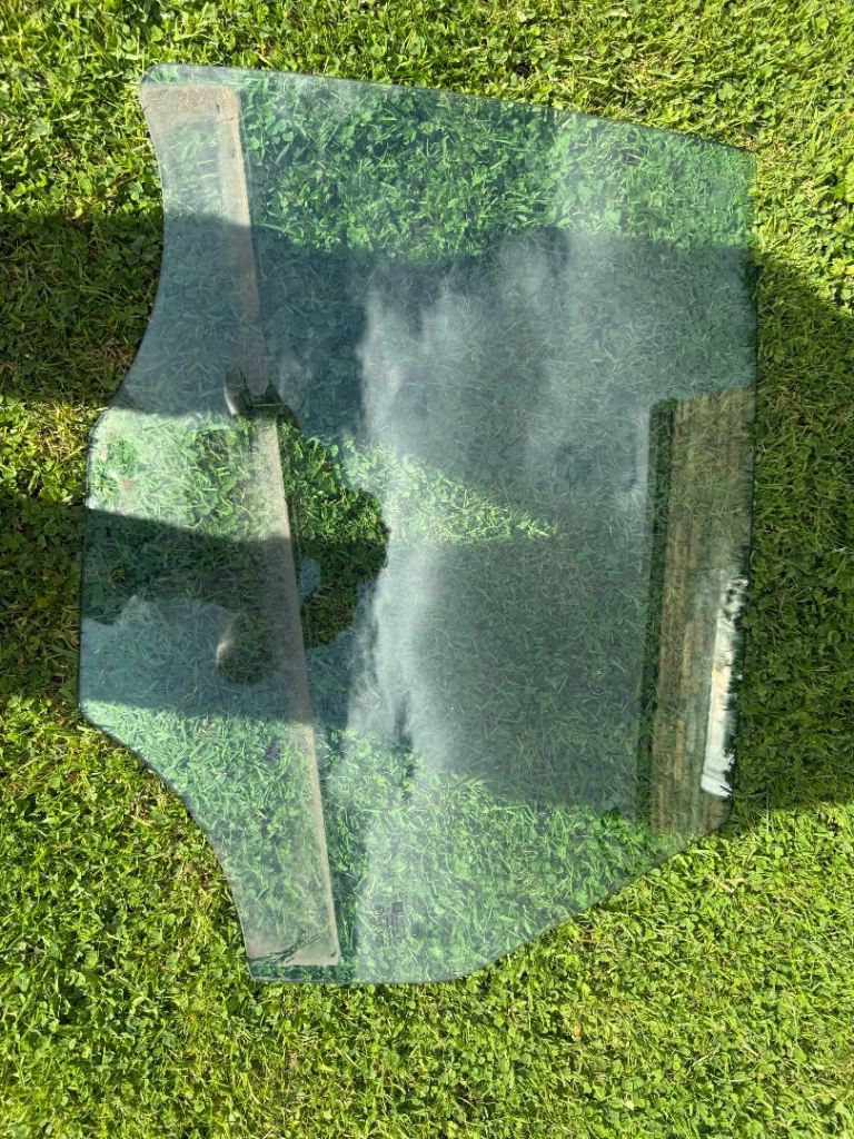 The Vauxhall Astra 2012 Passenger Rear Side Rear Window Glass 5 Door