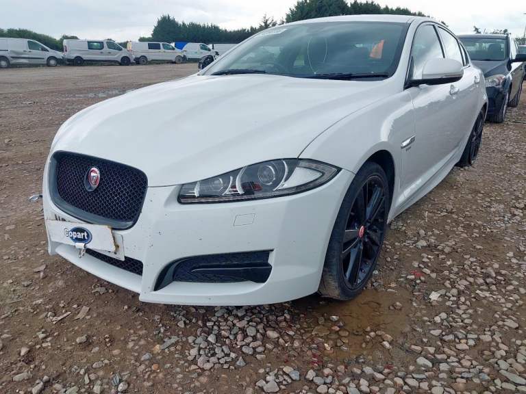 BREAKING JAGUAR XF 2.2 DIESEL 2014 STOCK NUMBER BA53