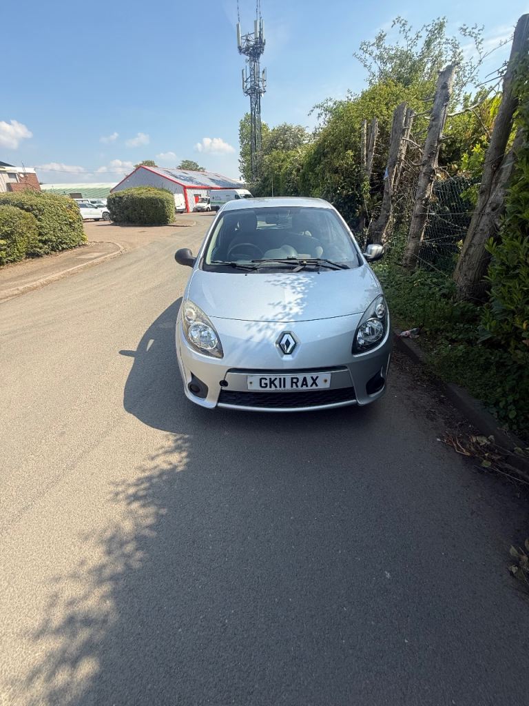 Renault Twingo NEED GONE AS NEED THE SPACE 
