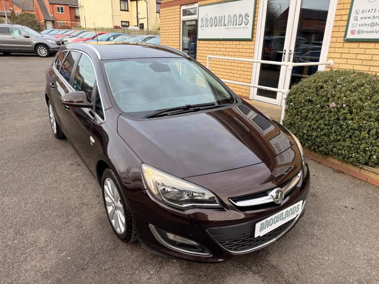 2015 Vauxhall Astra 1.6 Elite Automatic Estate 47,000 Miles Petrol Low Insurance