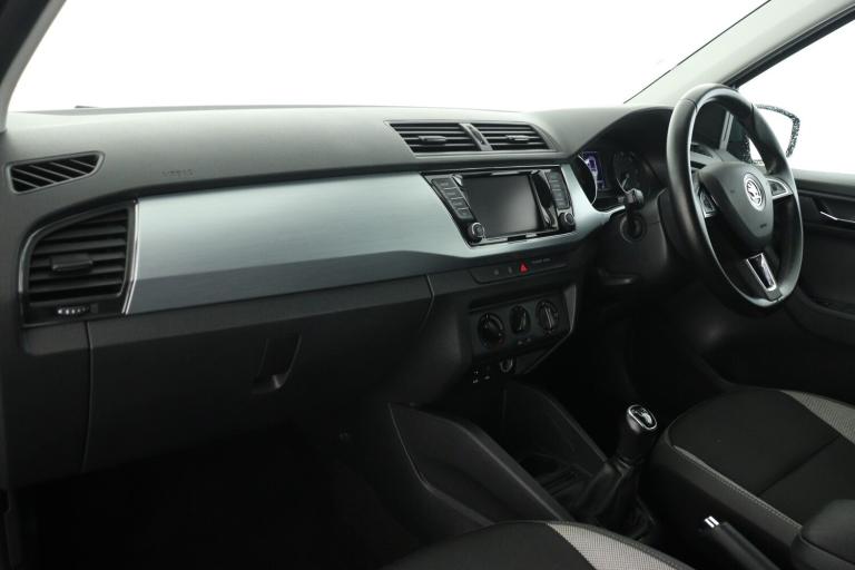 2018 Skoda Fabia 1.0 TSI SE 5dr ESTATE PETROL Manual