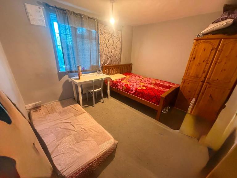 Single room 500  double room 600