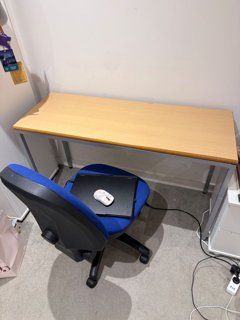 Free Furniture Bundle: Desk, Chair, Lamp & Clothes Rack – Must Collect